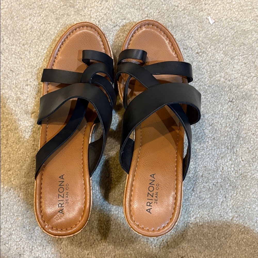Arizona Jean Company Women's Black 3.5 Inch Wedge Sandals-Size 10